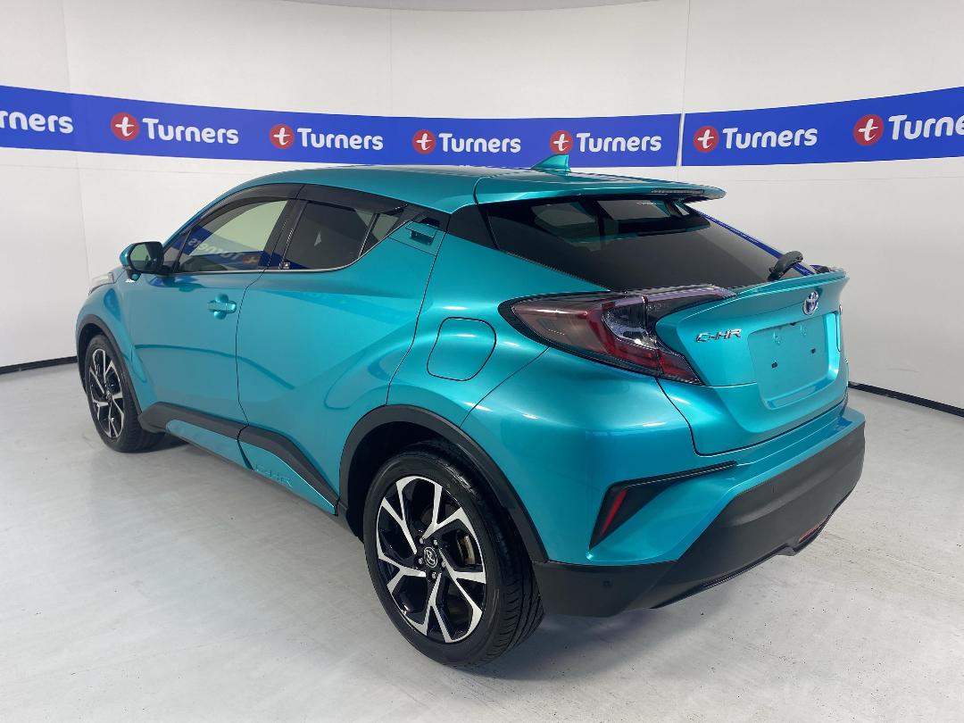 Photo '5' of Toyota C-HR
