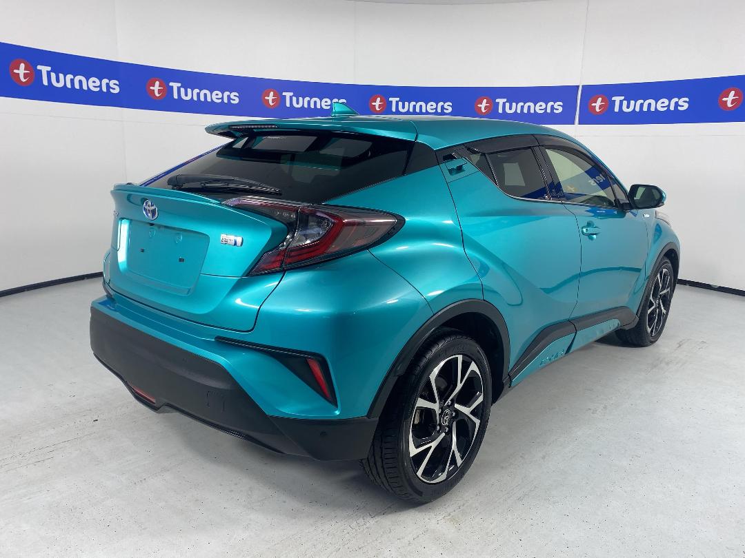 Photo '7' of Toyota C-HR