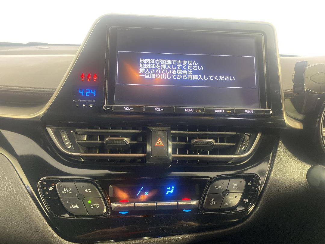 Photo '18' of Toyota C-HR