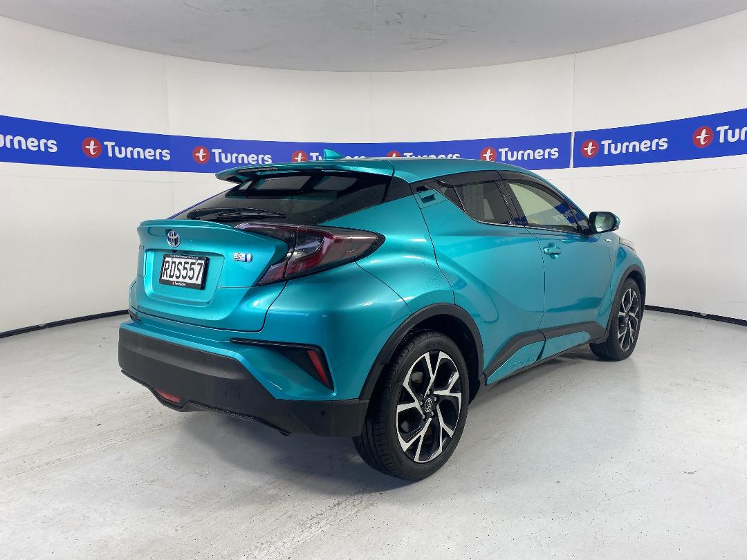 Photo '7' of Toyota C-HR