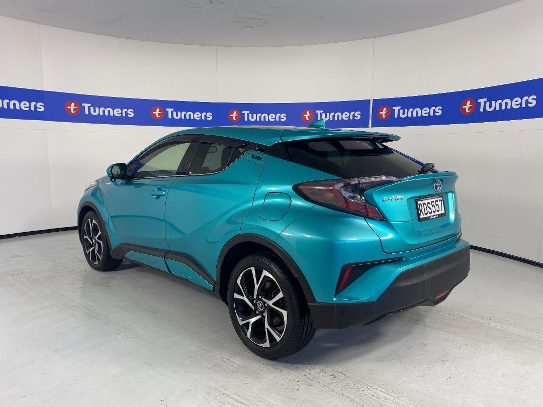 Photo '5' of Toyota C-HR