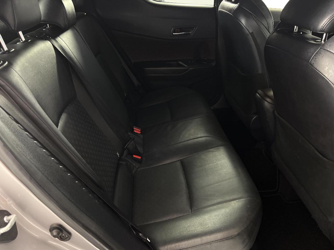 Photo '20' of Toyota C-HR Photo '20' of Toyota C-HR