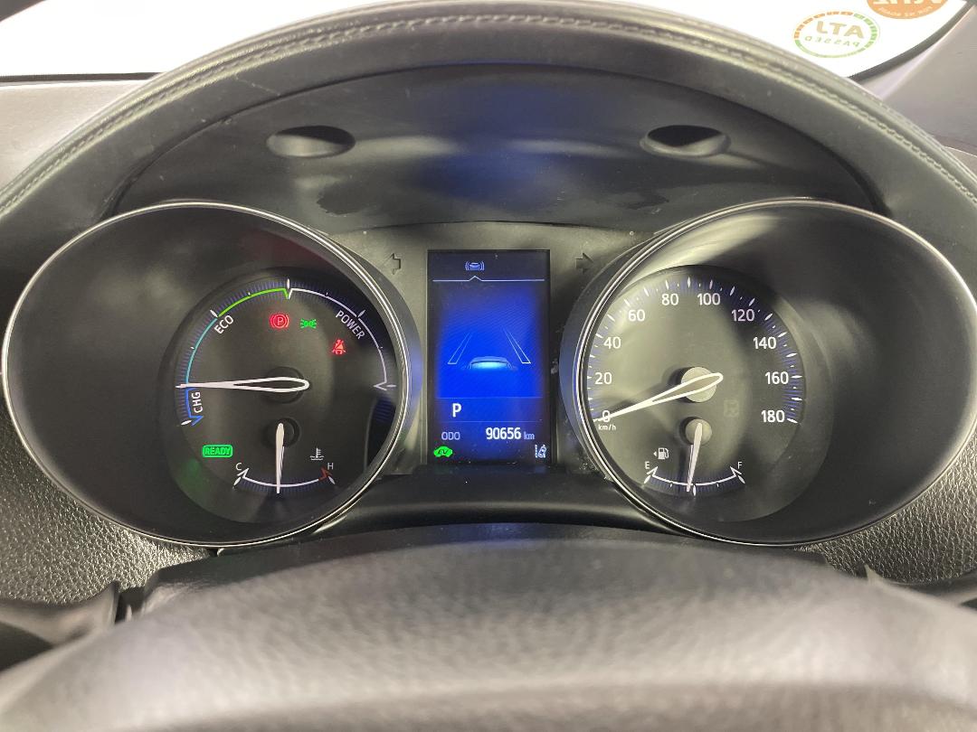 Photo '21' of Toyota C-HR