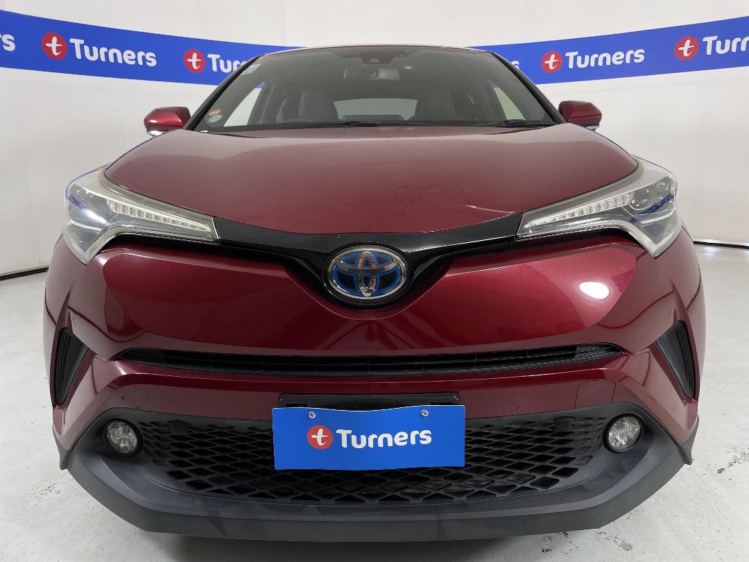 Photo '2' of Toyota C-HR Photo '2' of Toyota C-HR