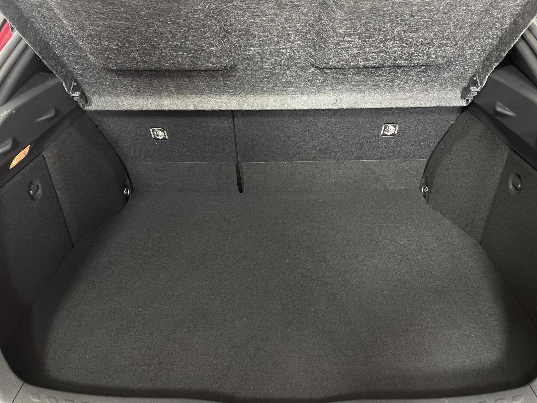 Photo '14' of Toyota C-HR Photo '14' of Toyota C-HR