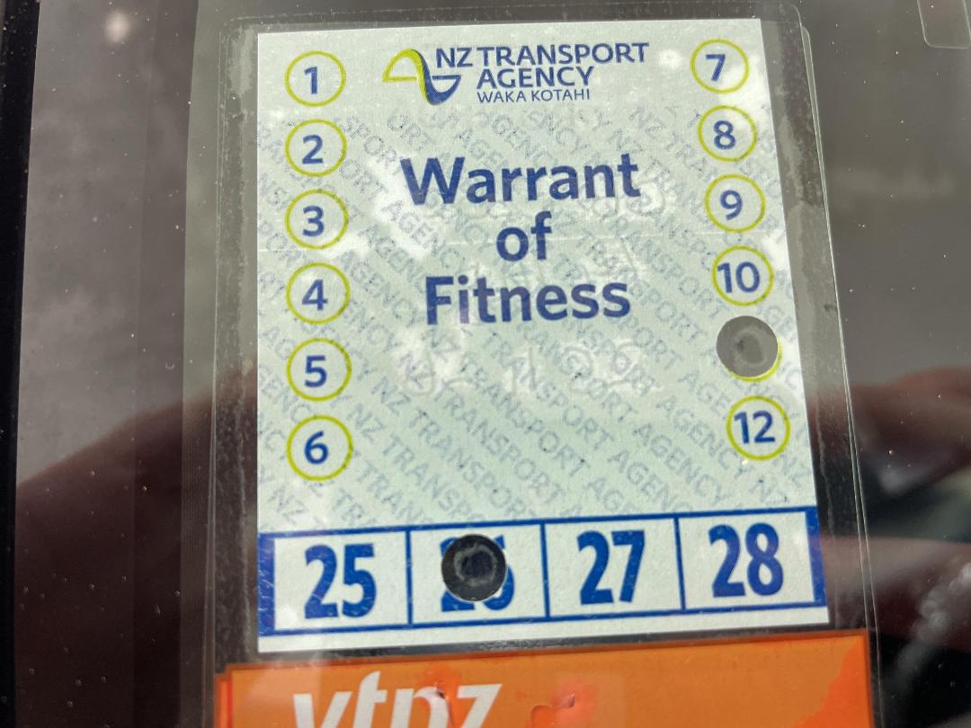 Photo '23' of Toyota C-HR Photo '23' of Toyota C-HR