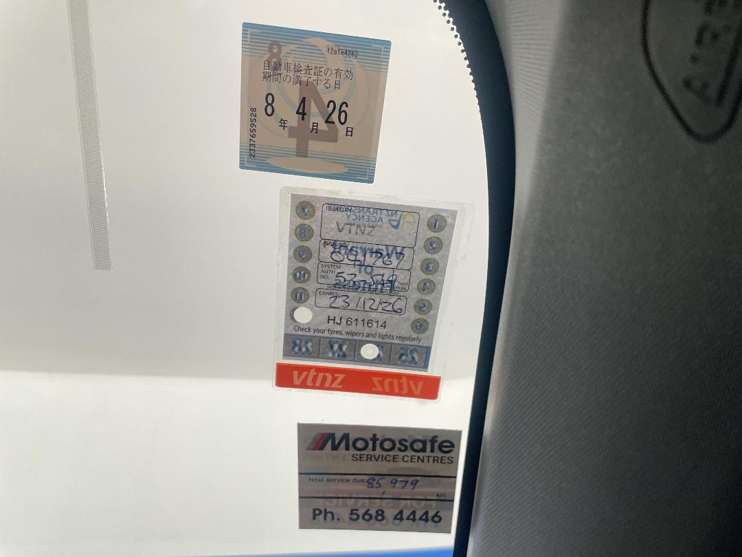 Photo '31' of Toyota C-HR