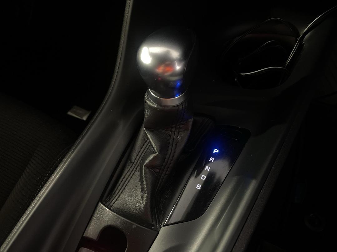 Photo '30' of Toyota C-HR