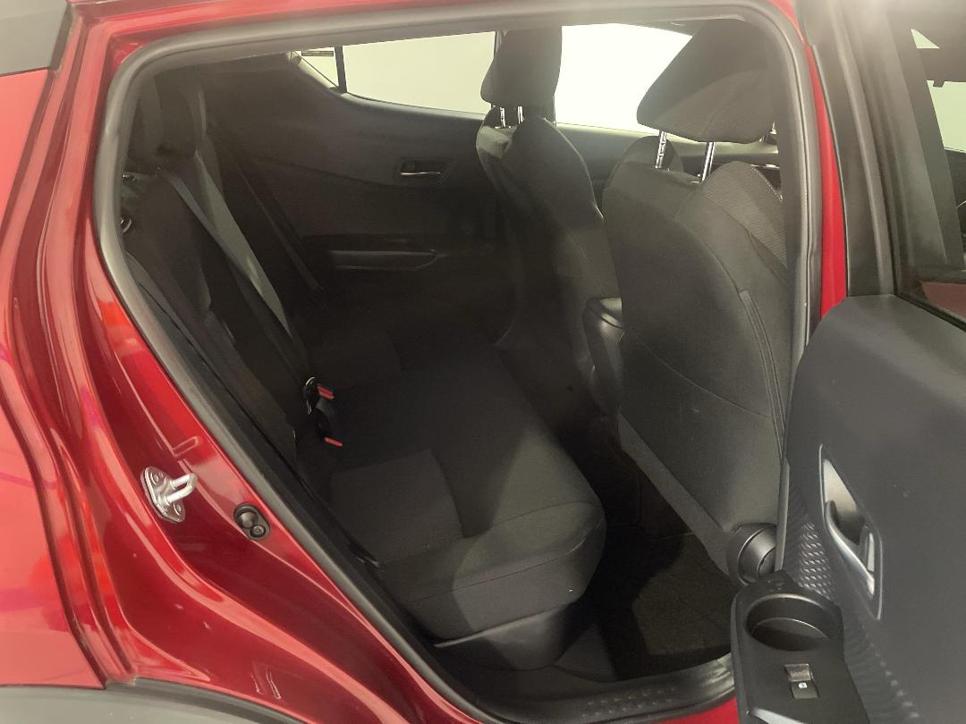 Photo '20' of Toyota C-HR