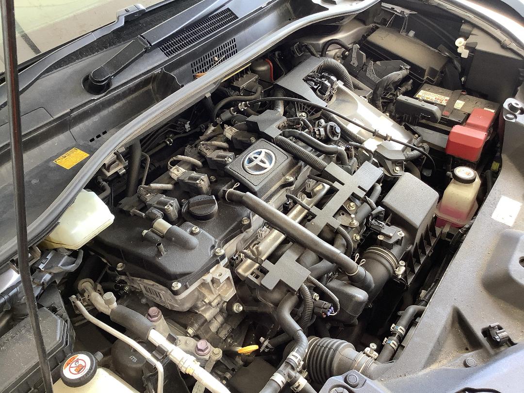 Photo '12' of Toyota C-HR Photo '12' of Toyota C-HR