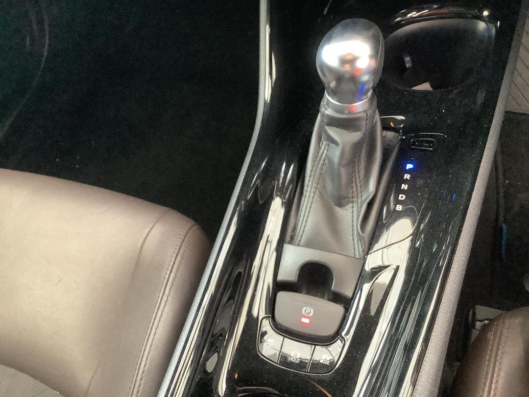 Photo '16' of Toyota C-HR Photo '16' of Toyota C-HR