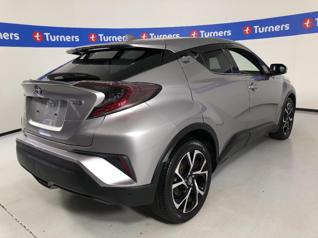 Photo '7' of Toyota C-HR