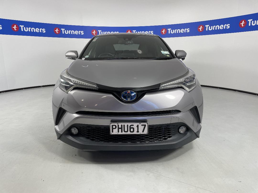Photo '2' of Toyota C-HR