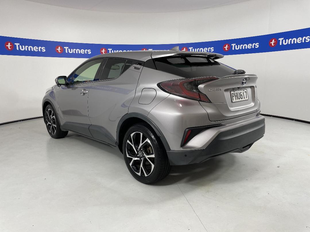 Photo '5' of Toyota C-HR