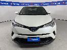 Thumbnail '2' of Toyota C-HR