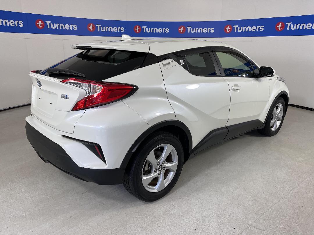Photo '7' of Toyota C-HR
