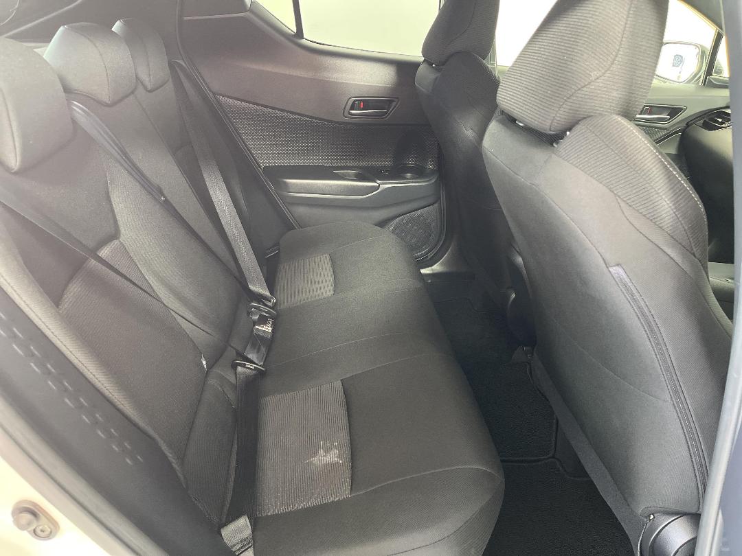 Photo '20' of Toyota C-HR