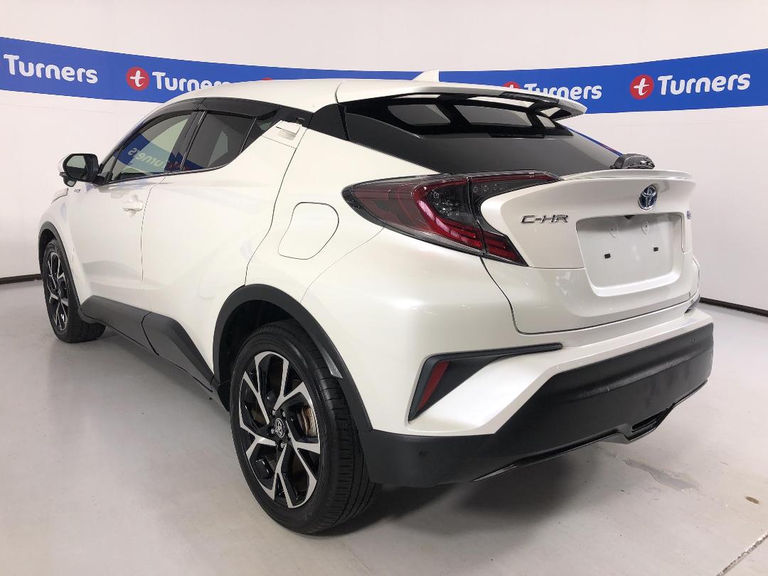 Photo '5' of Toyota C-HR