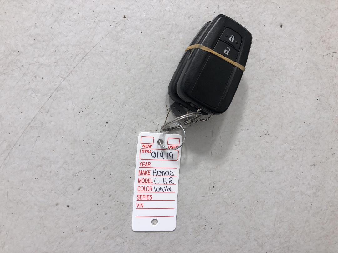 Photo '22' of Toyota C-HR