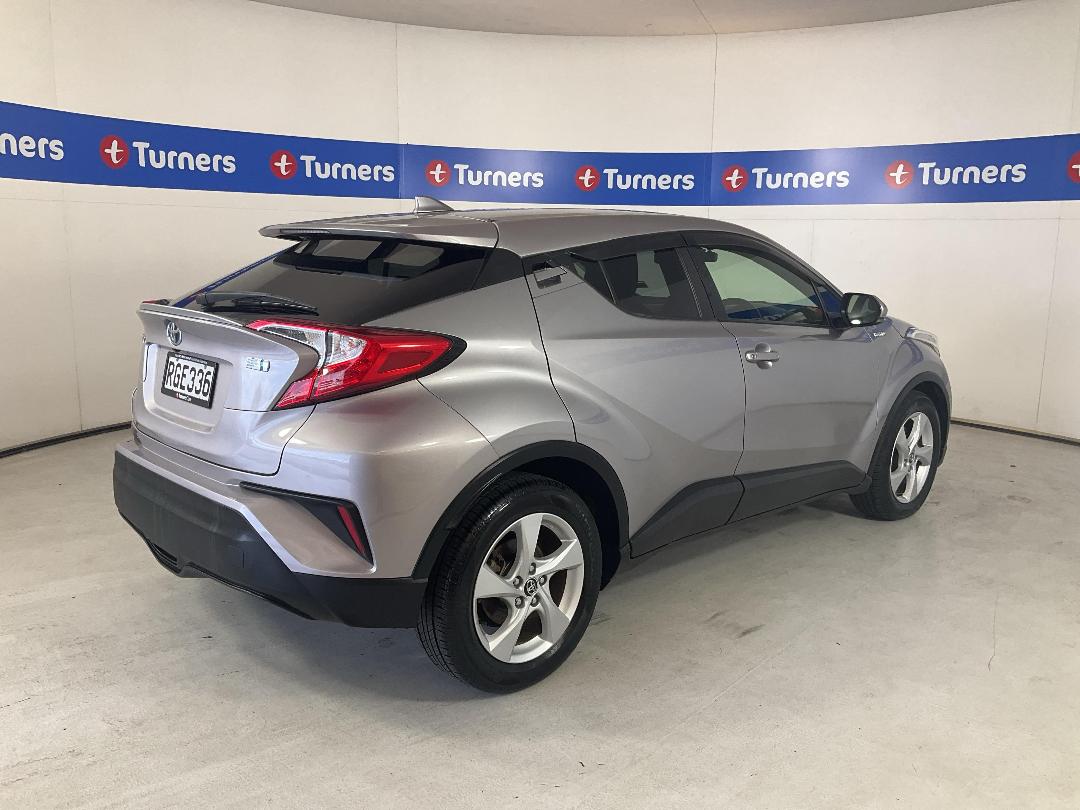 Photo '7' of Toyota C-HR