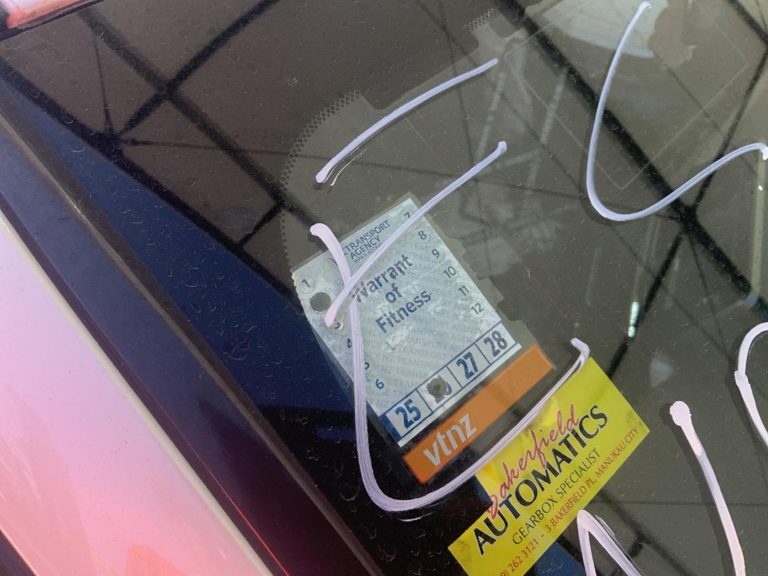 Photo '22' of Toyota C-HR Hybrid Photo '22' of Toyota C-HR Hybrid