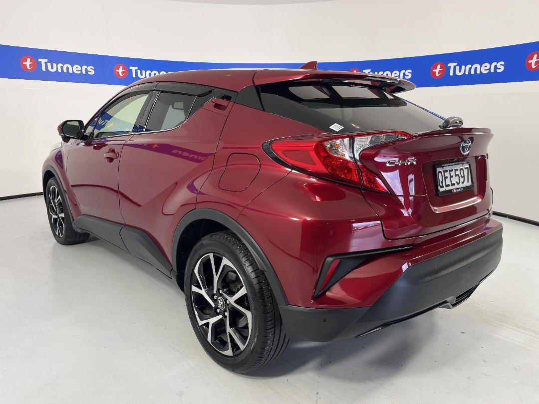 Photo '5' of Toyota C-HR