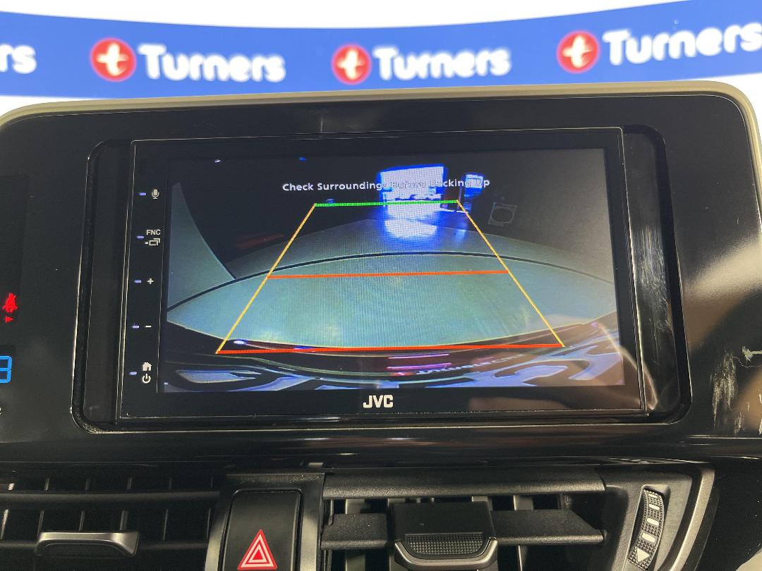 Photo '27' of Toyota C-HR