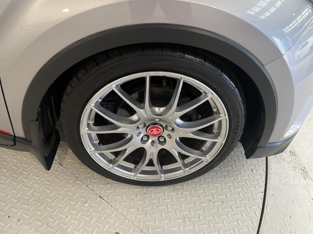 Photo '9' of Toyota C-HR Photo '9' of Toyota C-HR