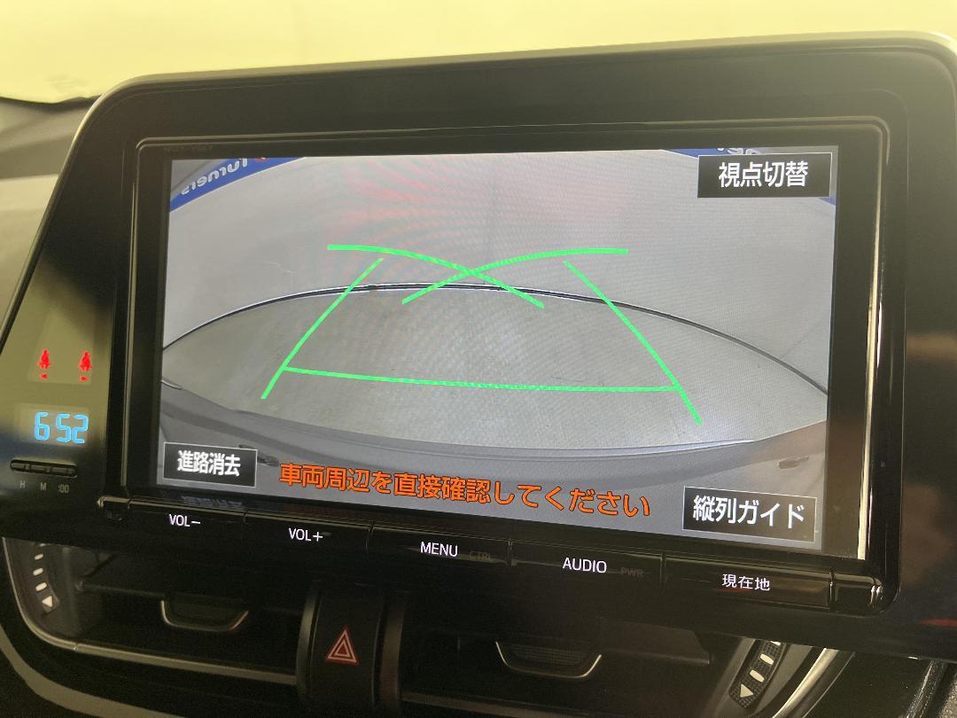 Photo '23' of Toyota C-HR