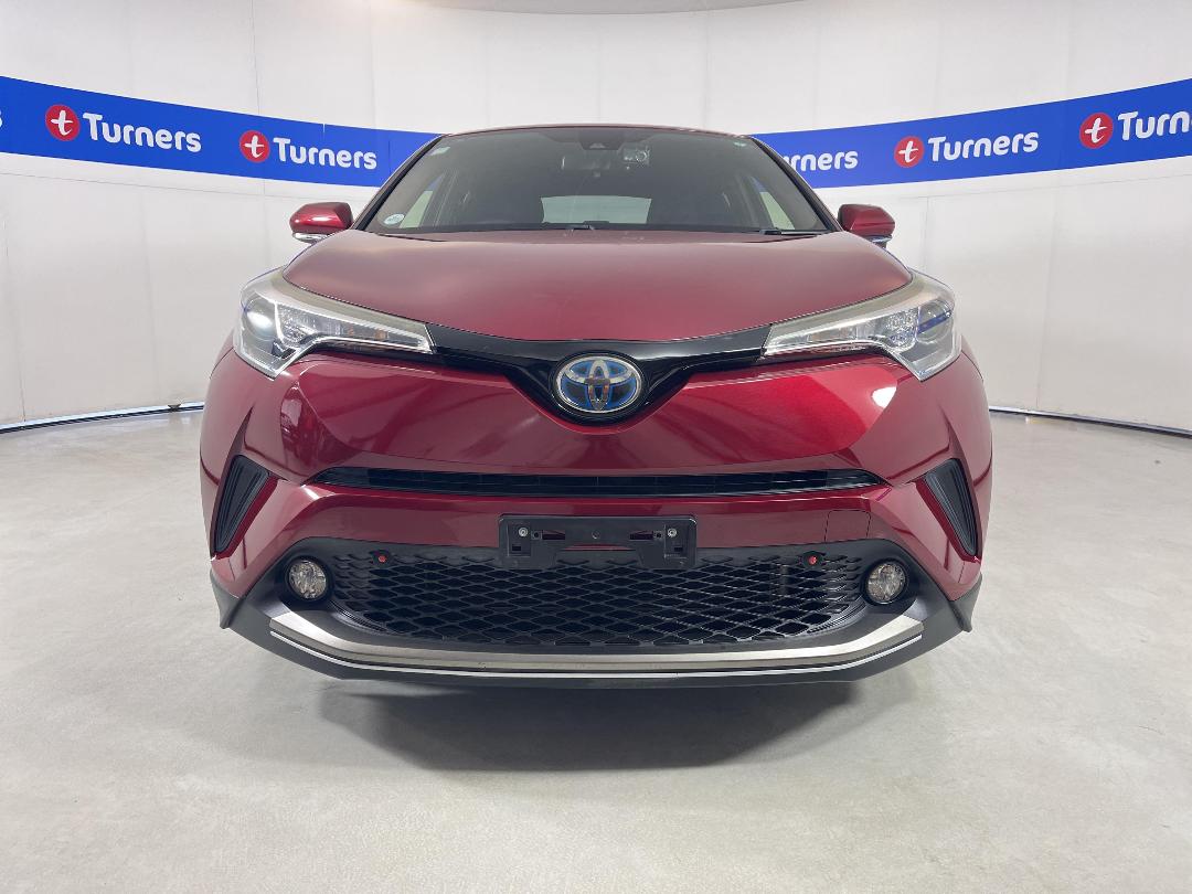 Photo '2' of Toyota C-HR