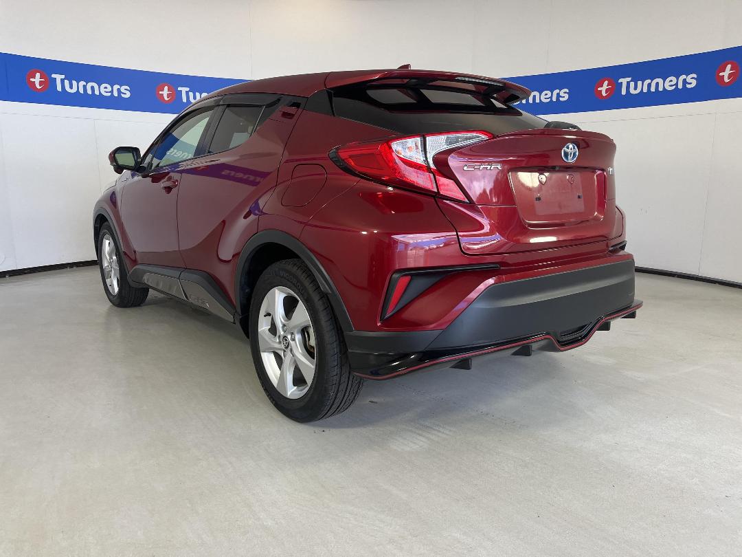 Photo '5' of Toyota C-HR
