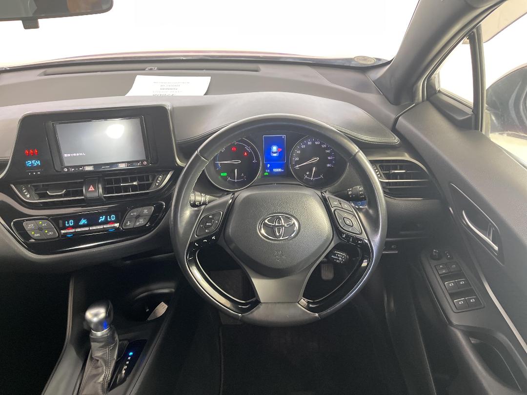 Photo '25' of Toyota C-HR