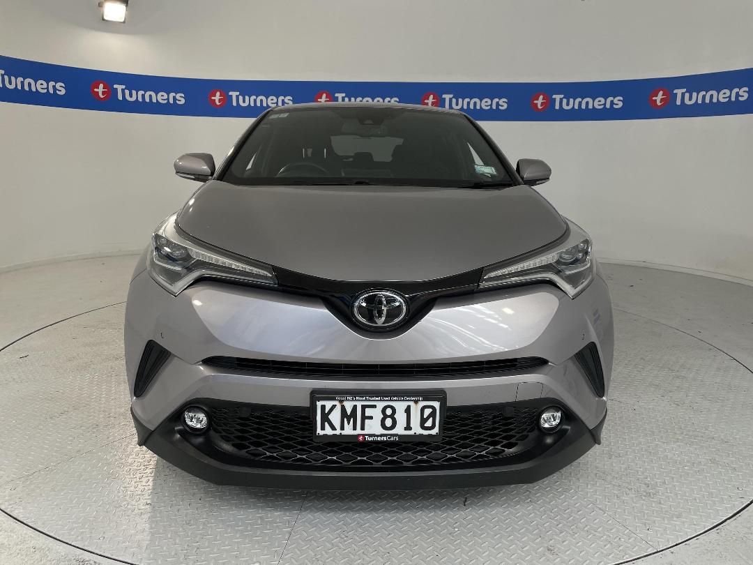 Photo '2' of Toyota C-HR