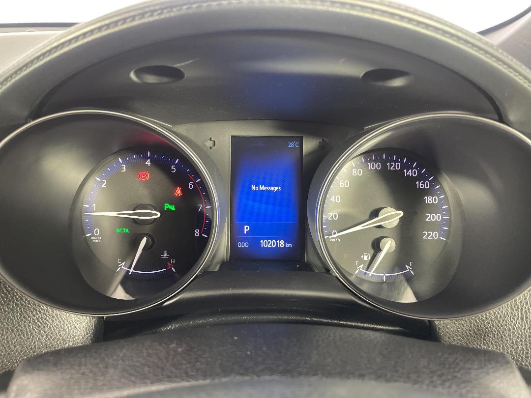 Photo '21' of Toyota C-HR Photo '21' of Toyota C-HR