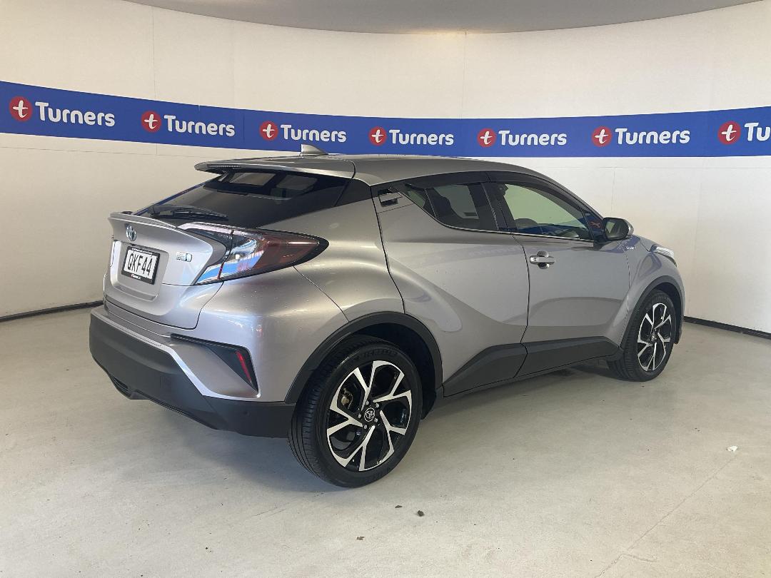 Photo '7' of Toyota C-HR