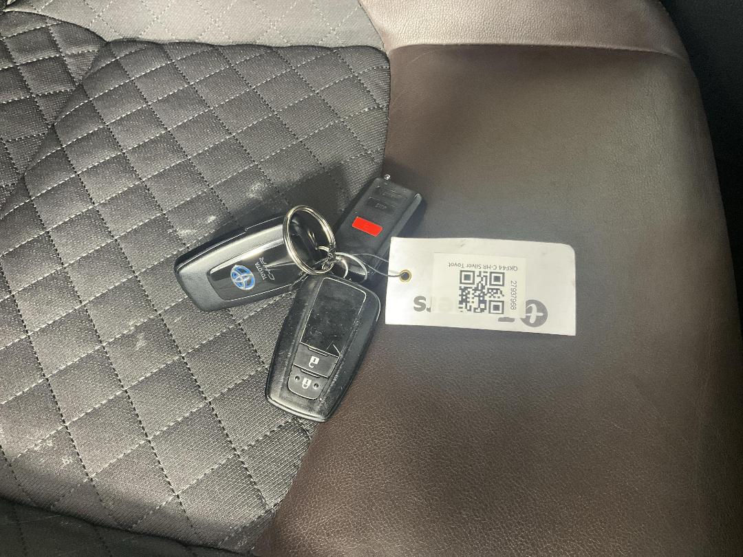 Photo '22' of Toyota C-HR