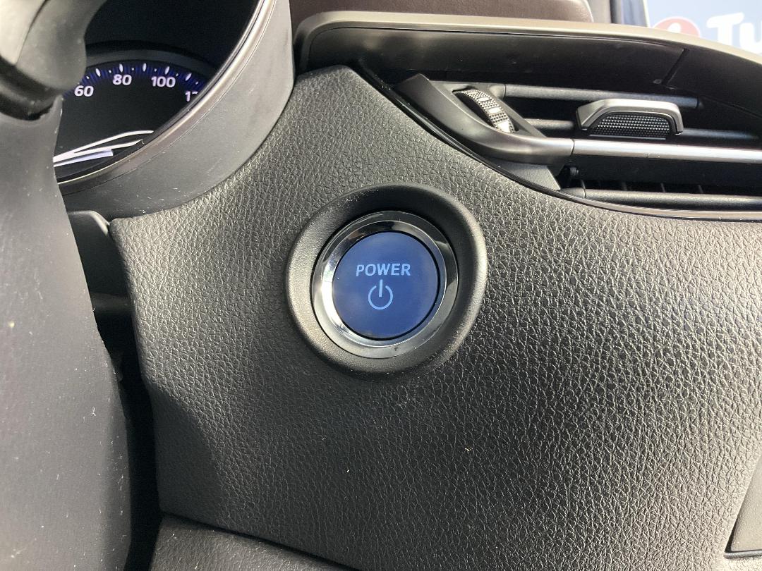 Photo '28' of Toyota C-HR