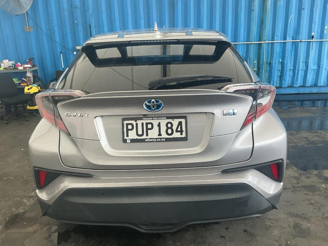 Photo '5' of Toyota C-HR