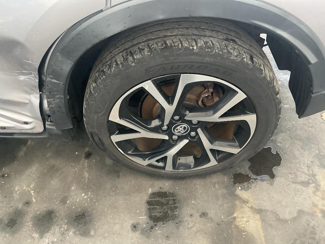 Photo '26' of Toyota C-HR