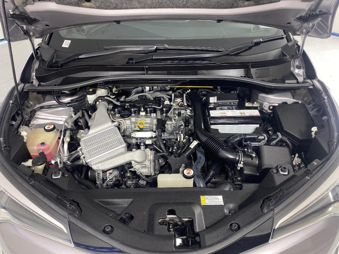 Photo '13' of Toyota C-HR Photo '13' of Toyota C-HR