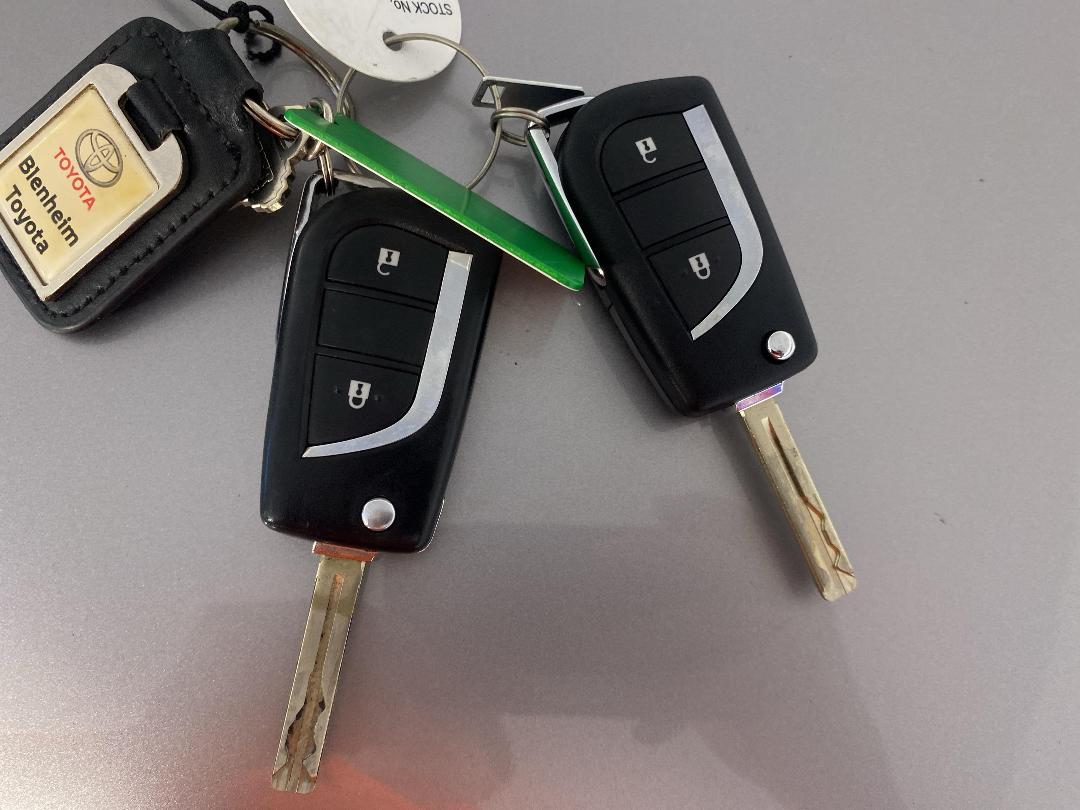 Photo '22' of Toyota C-HR Photo '22' of Toyota C-HR