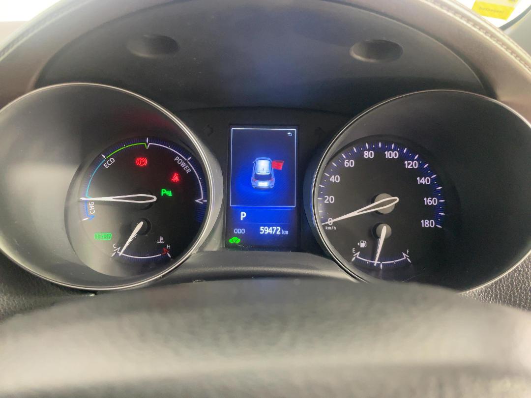 Photo '21' of Toyota C-HR Photo '21' of Toyota C-HR