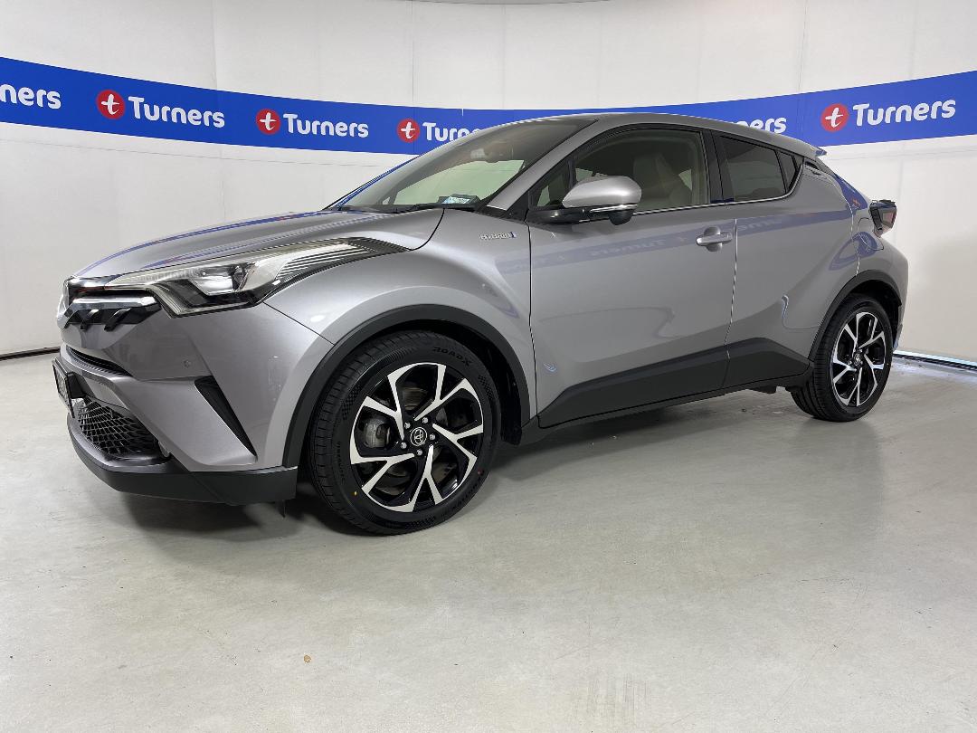 Photo '4' of Toyota C-HR Photo '4' of Toyota C-HR