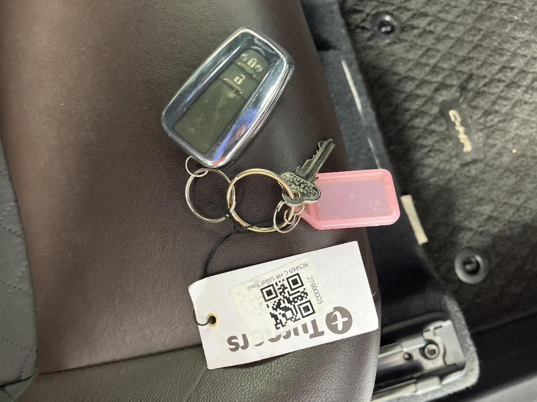 Photo '22' of Toyota C-HR Photo '22' of Toyota C-HR