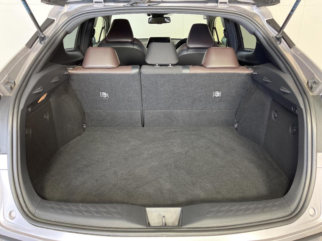 Photo '14' of Toyota C-HR Photo '14' of Toyota C-HR