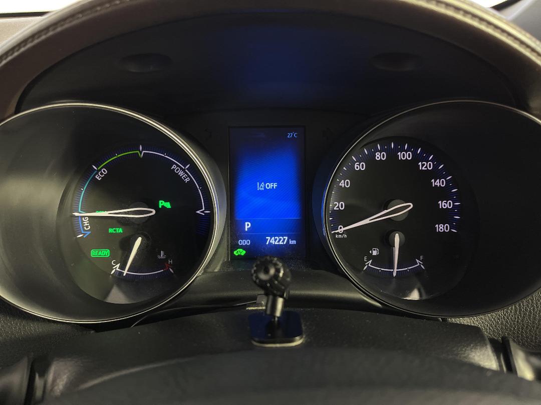 Photo '21' of Toyota C-HR Photo '21' of Toyota C-HR