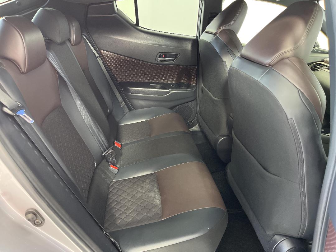 Photo '20' of Toyota C-HR Photo '20' of Toyota C-HR