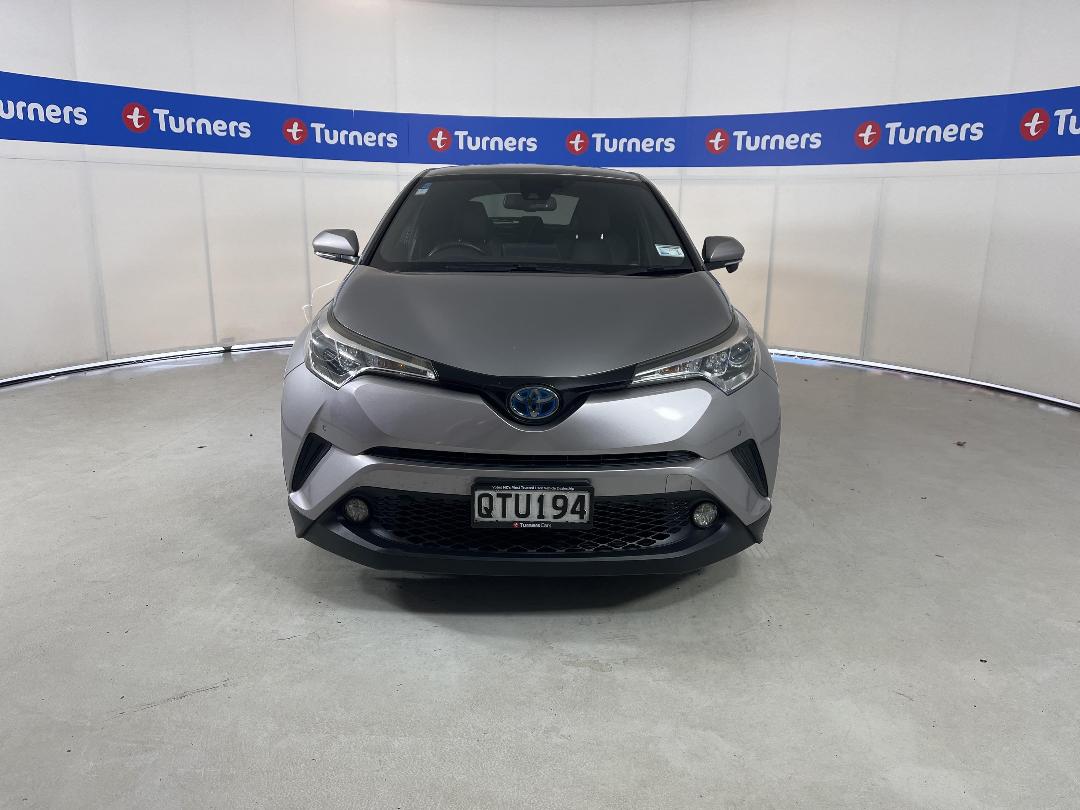 Photo '2' of Toyota C-HR