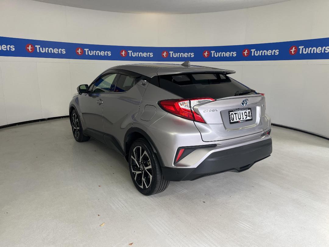 Photo '5' of Toyota C-HR