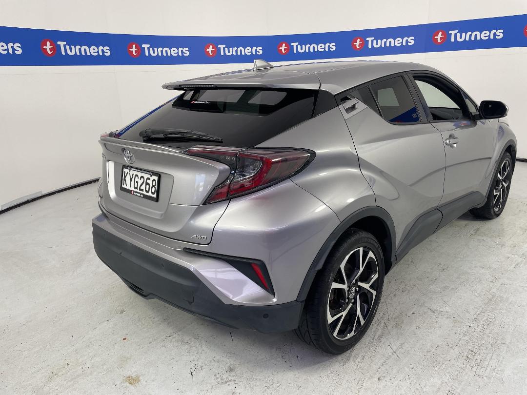 Photo '7' of Toyota C-HR
